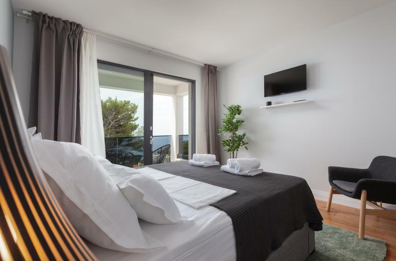 Villa Mira With Fantastic Sea View Makarska Exterior photo