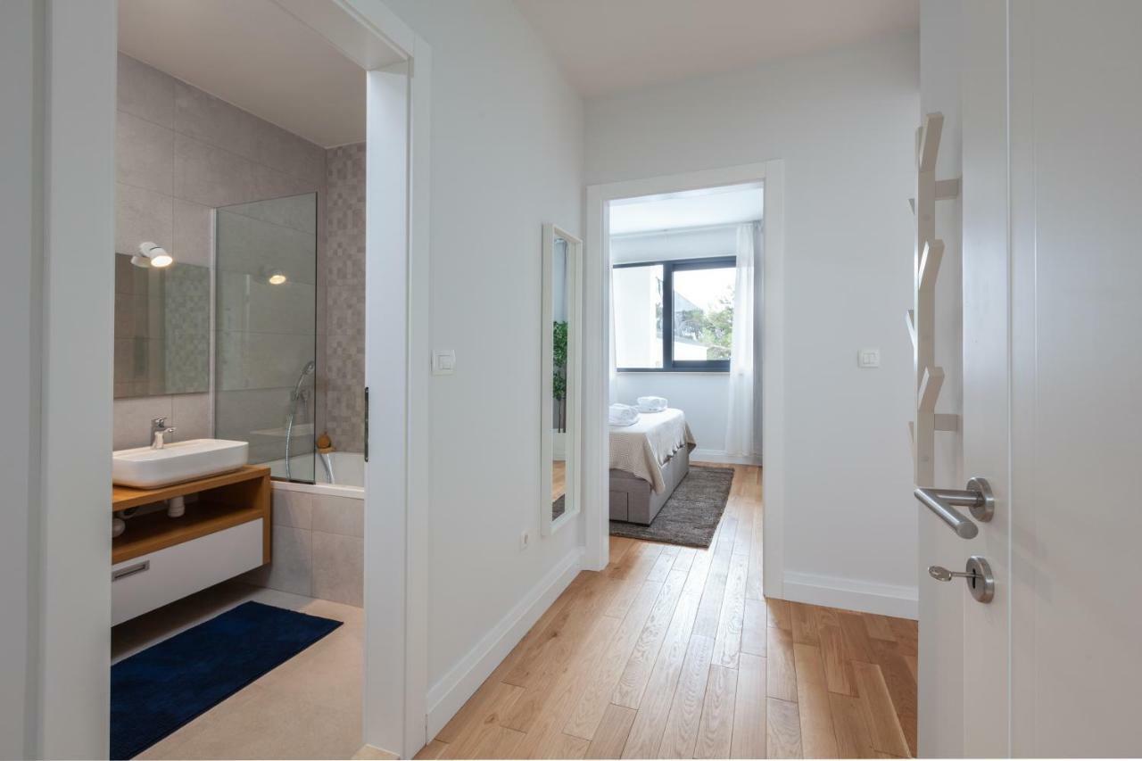 Villa Mira With Fantastic Sea View Makarska Exterior photo